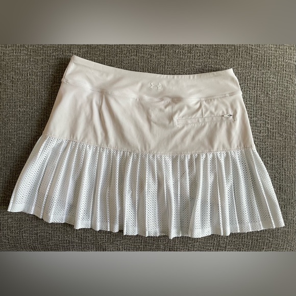Under Armour Dresses & Skirts - Under Armour white tennis skirt / skort